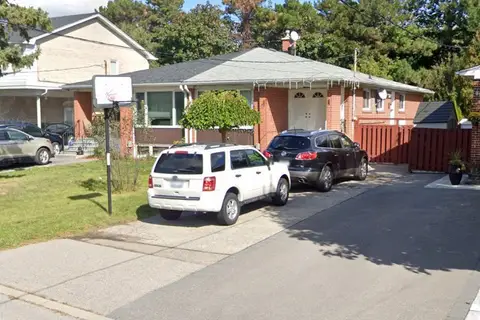 92 Baltray Crescent