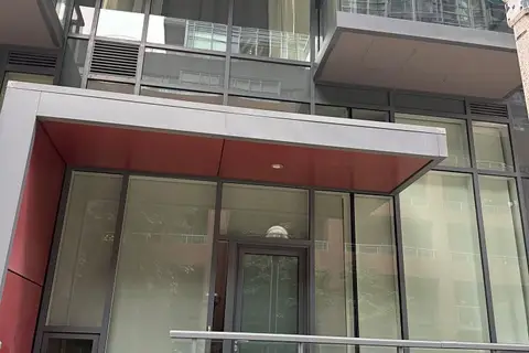 20 Bruyers Mews Th03