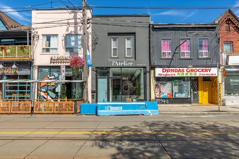 790 Dundas Street