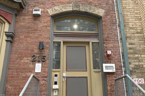 215 Jarvis Street 4