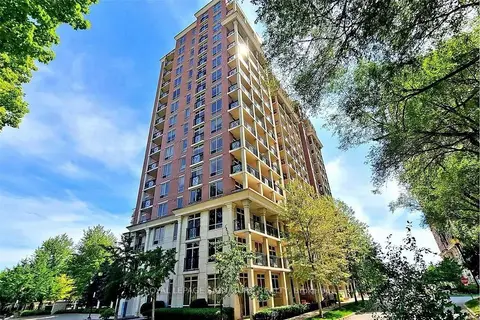 1105 Leslie Street 212