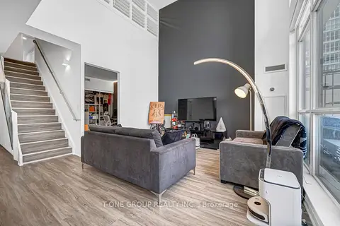 8 Telegram Mews 829