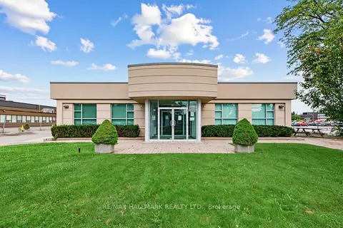 30 Kern Road 102