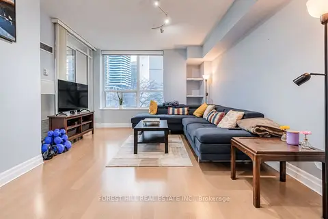 70 Alexander Street 305