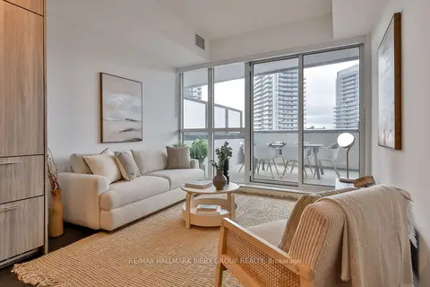 18 Esther Shiner Boulevard 615