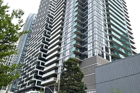 25 Broadway Avenue 906