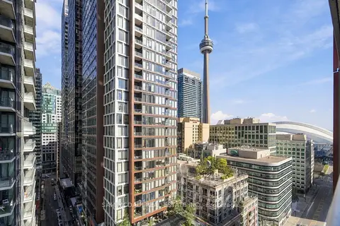 88 Blue Jays Way 1603
