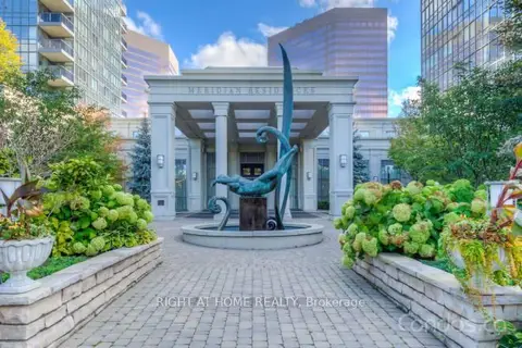 15 Greenview Avenue 1505