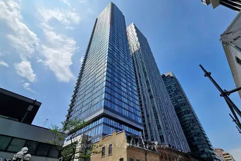 8 CUMBERLAND Street 2403