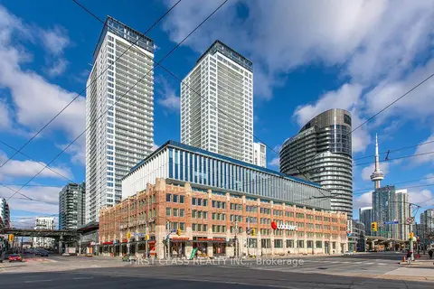 17 Bathurst Street 915