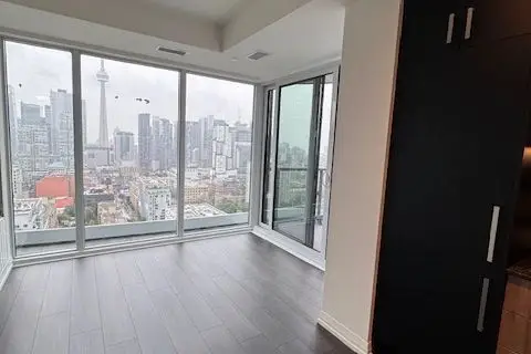 280 Dundas Street W 2710