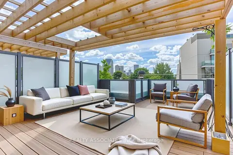 270 Davenport Road TH3