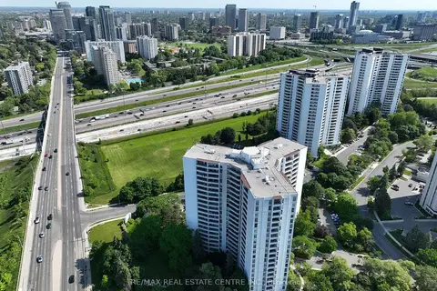50 Graydon Hall Drive 1015