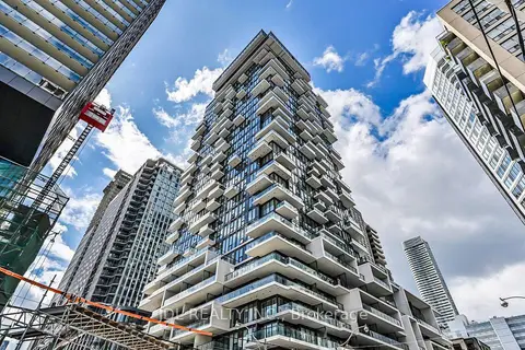 77 Shuter Street 501