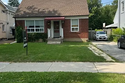 12 Pleasant Avenue
