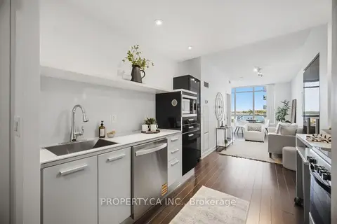 38 Dan Leckie Way 508