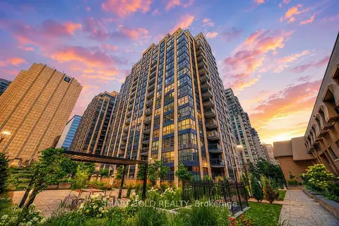 28 Hollywood Avenue 205
