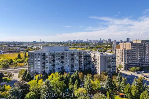 1720 EGLINTON Avenue E 107