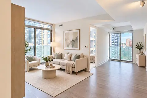 501 Yonge Street 905