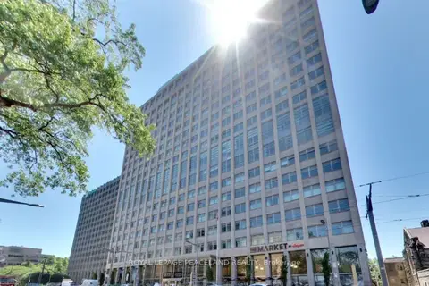 111 St. Clair Avenue W 1607