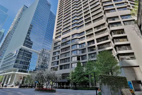 55 Harbour Square PH10