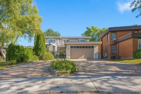 23 Brockington Crescent