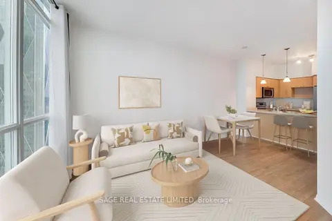 18 Yonge Street 3401