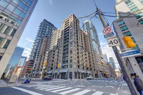 140 Simcoe Street 1209