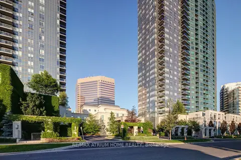 25 Greenview Avenue 2320
