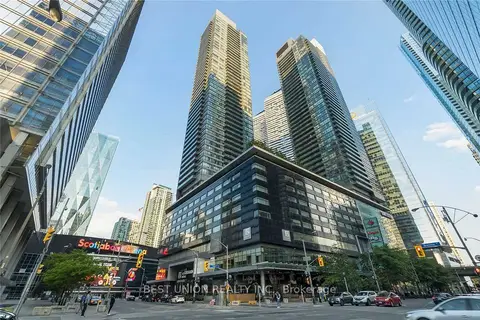 65 Bremner Boulevard 4909