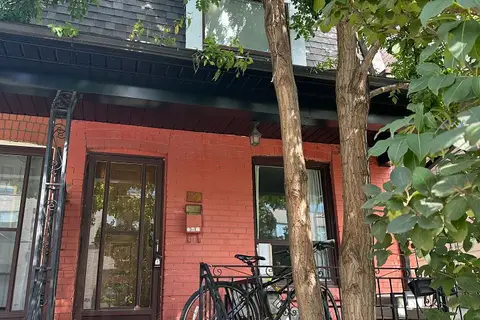 51 Perth Avenue