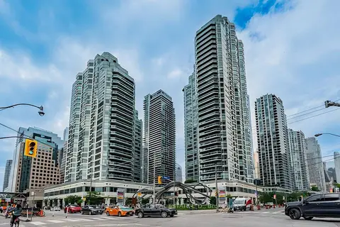 10 Yonge Street 705