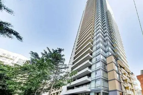 18 Yorkville Avenue 2206
