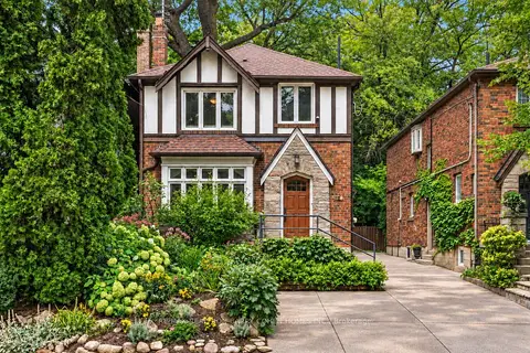 6 Nina Street