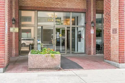 55 Centre Avenue 2304