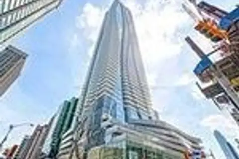 1 Bloor Street E 2911