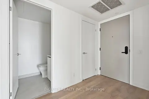25 Frederick Way 1202