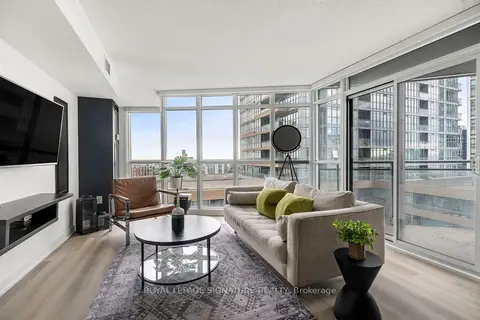 21 Iceboat Terrace 1209