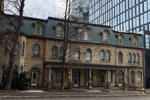 207 Jarvis Street 6