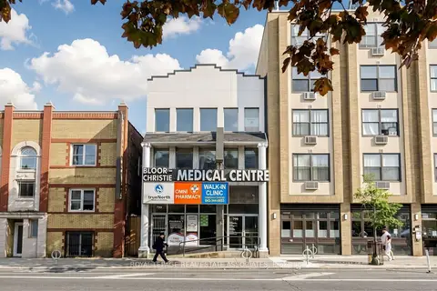 799 Bloor Street W