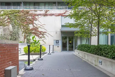 775 King Street W 221