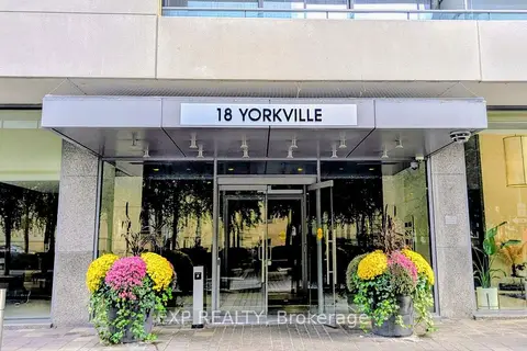 18 Yorkville Avenue 209