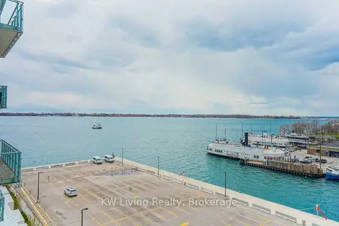 15 Queens Quay E 609