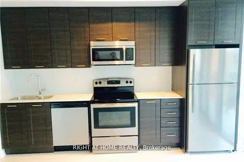 50 Bruyeres Mews 612