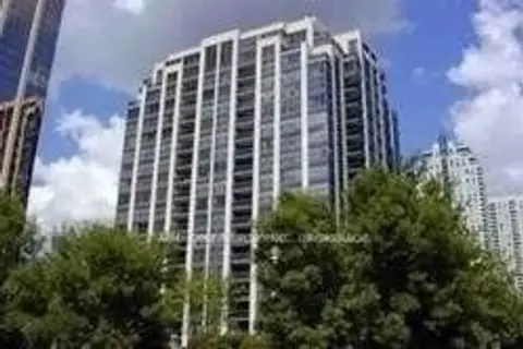 18 Hollywood Avenue 1203