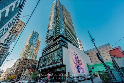 290 Adelaide Street W 1807