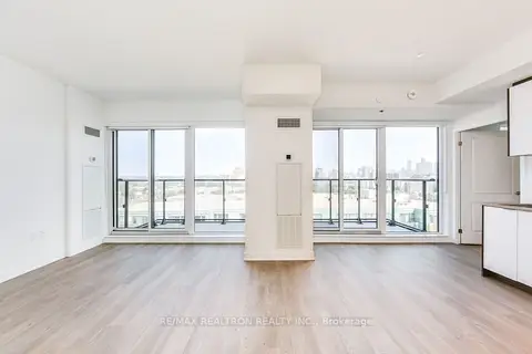 543 Richmond Street W 1202