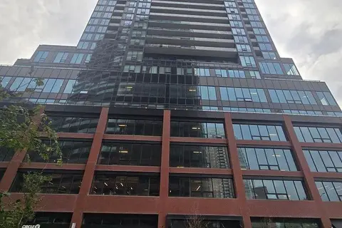 135 East Liberty Street 2413