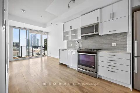 128 Fairview Mall Drive 712