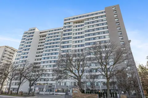 3000 Bathurst Street PH3